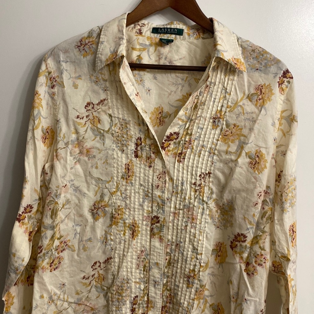 Ralph Lauren button down thin top